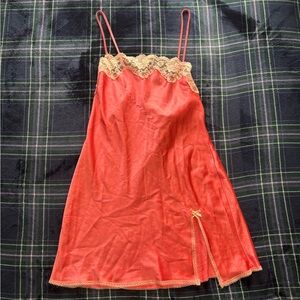 Vintage 2000s Victoria Secret Coal Slip dress W/ lace trim. Size S